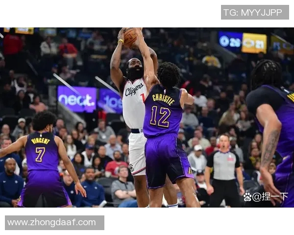 2019年NBA直播回顾魔术对阵雷霆精彩瞬间与赛后分析 2019年NBA直播回顾魔术对阵雷霆精彩瞬间与赛后分析