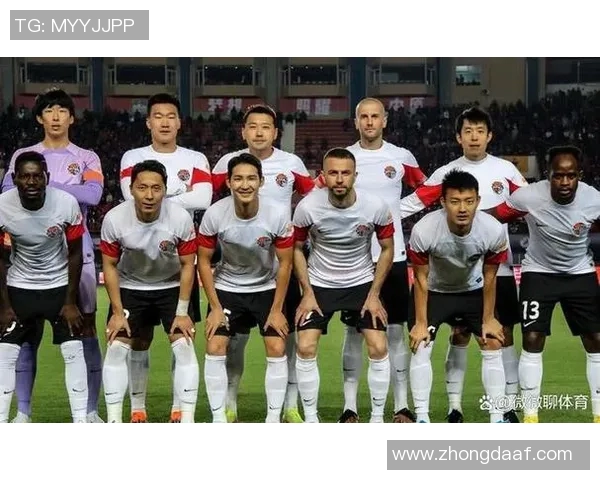 墨尔本胜利与北京国安首发阵容解析及比赛前瞻分析 墨尔本胜利与北京国安首发阵容解析及比赛前瞻分析