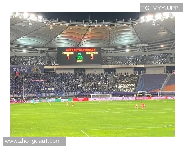 尚州尚与城南一的激烈对决展现足球魅力与团队精神的巅峰对抗