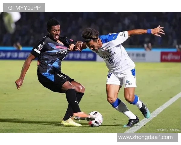 柏太阳与大阪樱花激战正酣精彩对决引发球迷热议