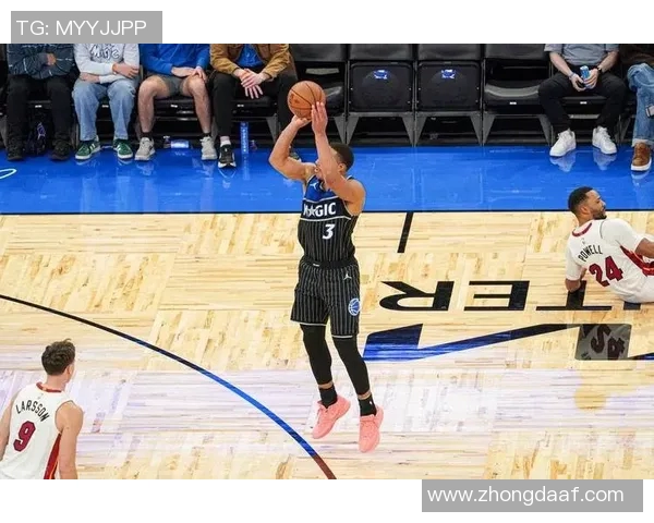 热火与尼克斯精彩对决重播回顾球迷不容错过的经典时刻分析 热火与尼克斯精彩对决重播回顾球迷不容错过的经典时刻分析